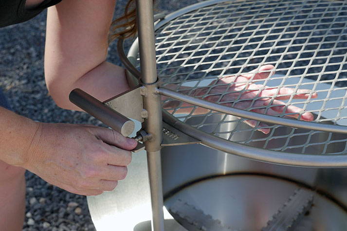 Attaching Grill Breeo